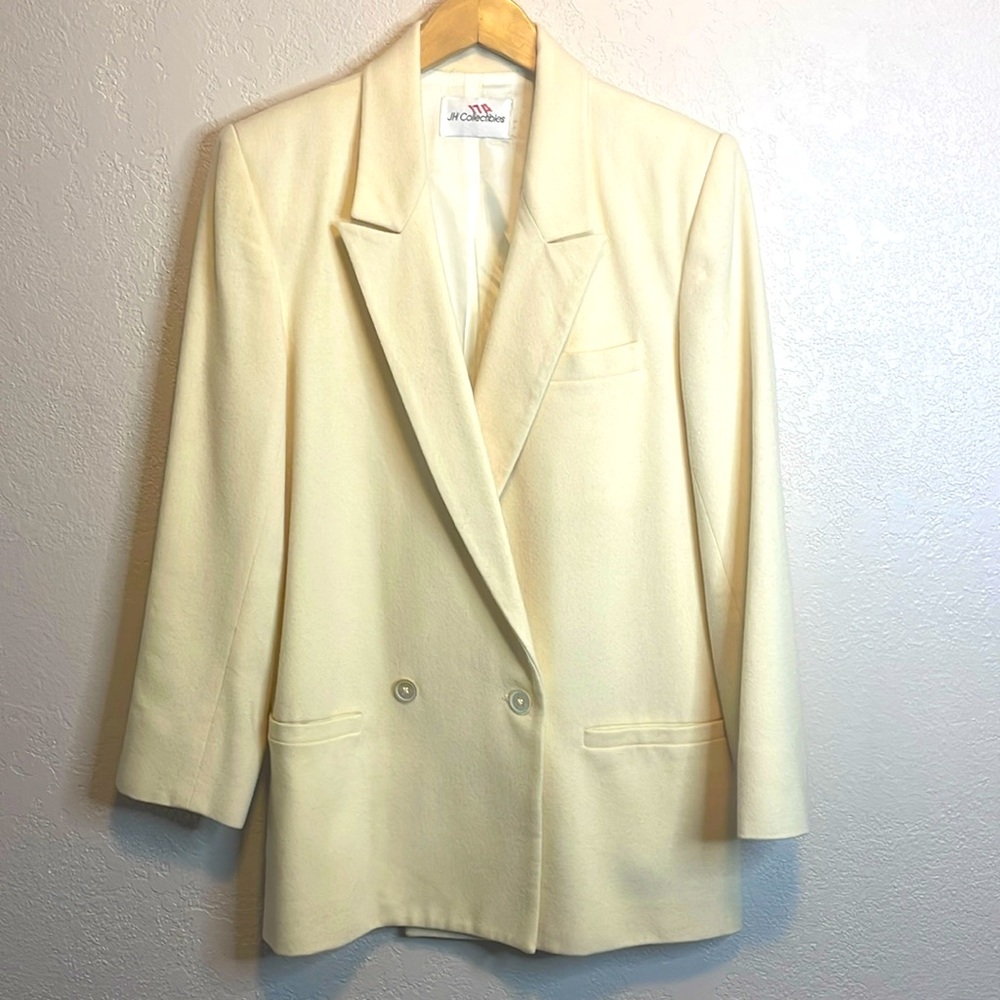 JH Collectibles Cream Blazer